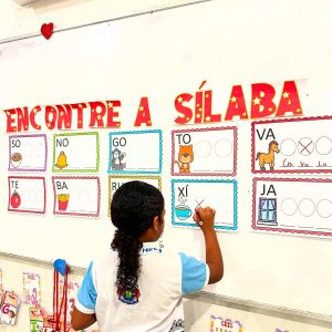 Dinâmica + atividades: Encontre a sílaba